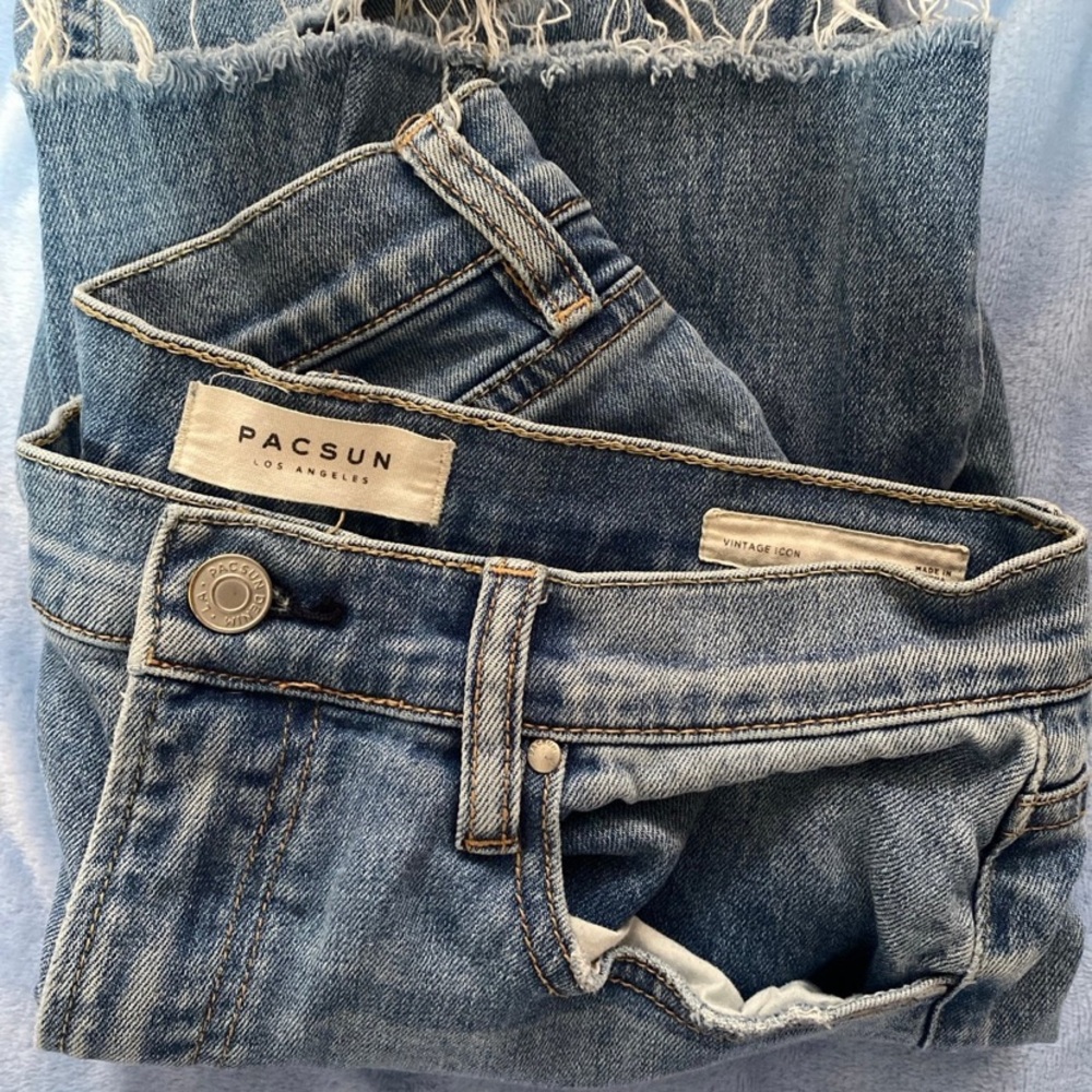 PacSun Women's Blue Jeans PACSUN Jeans ripped knees size 28 / 6 distressed